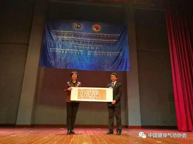 �������������޽�������ʦ�ʹǸ���ѵ������³��������